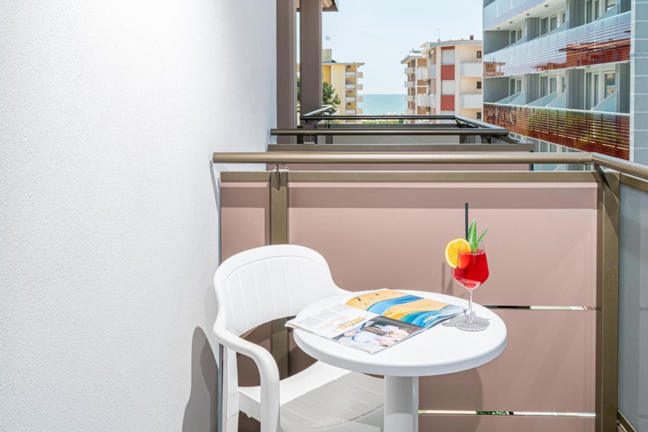 Hotel Alexander Bibione Luaran gambar